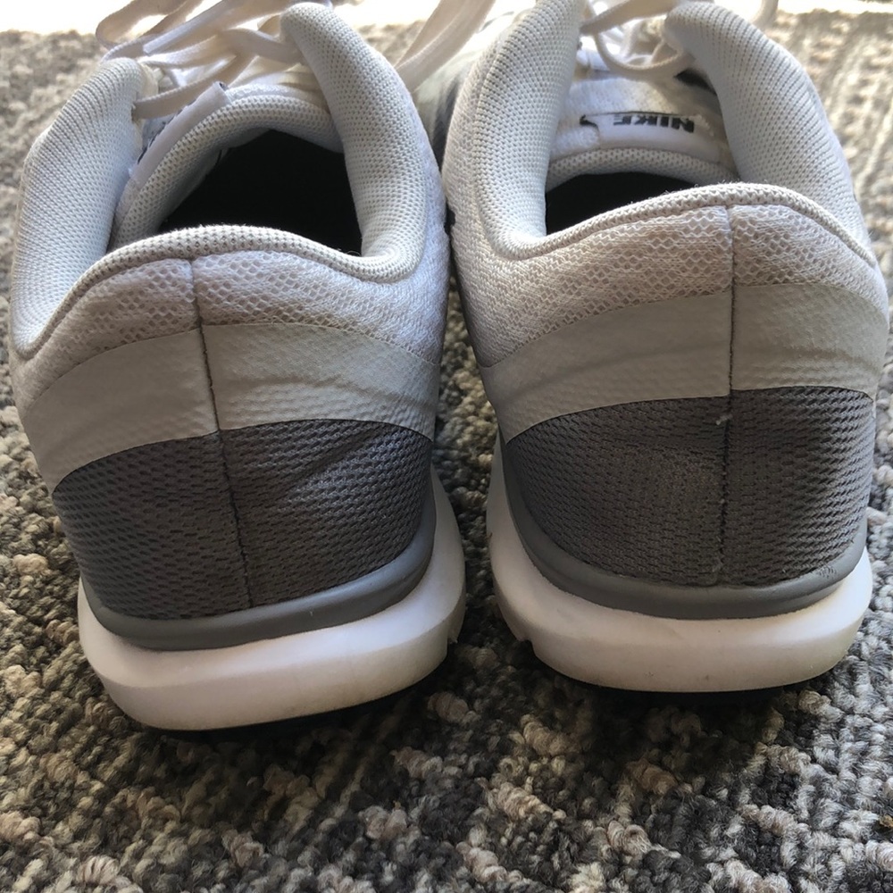 Nike Training - Picture 3 of 4